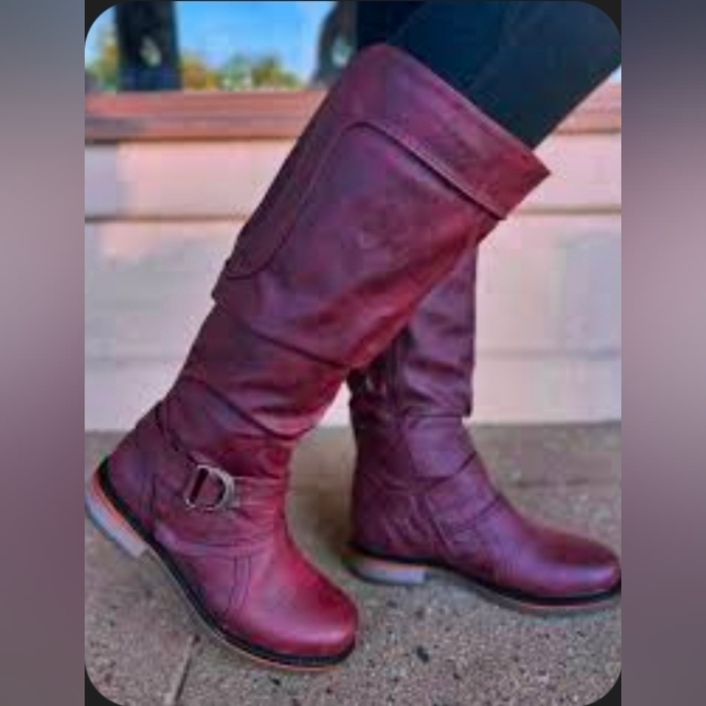 Women’s Tall Riding Boots in Burgundy - Stylish Comfort
